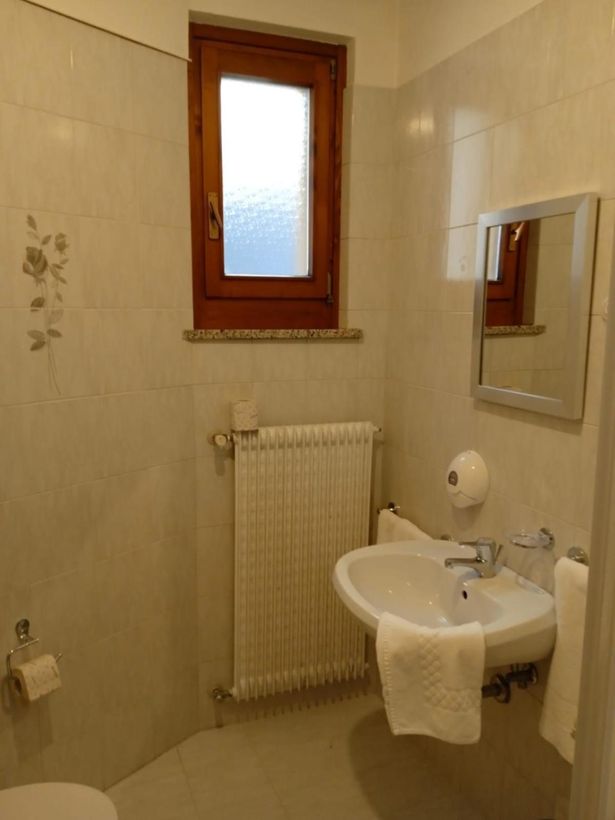 Hotel Brustolon Dont Екстер'єр фото