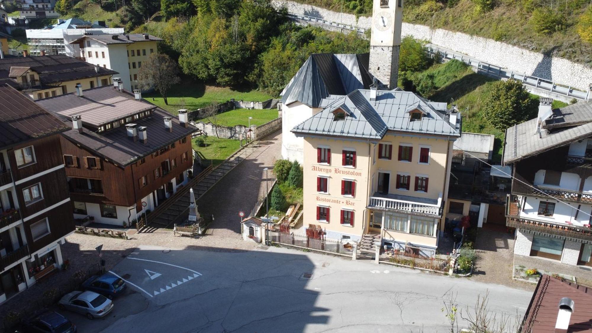 Hotel Brustolon Dont Екстер'єр фото